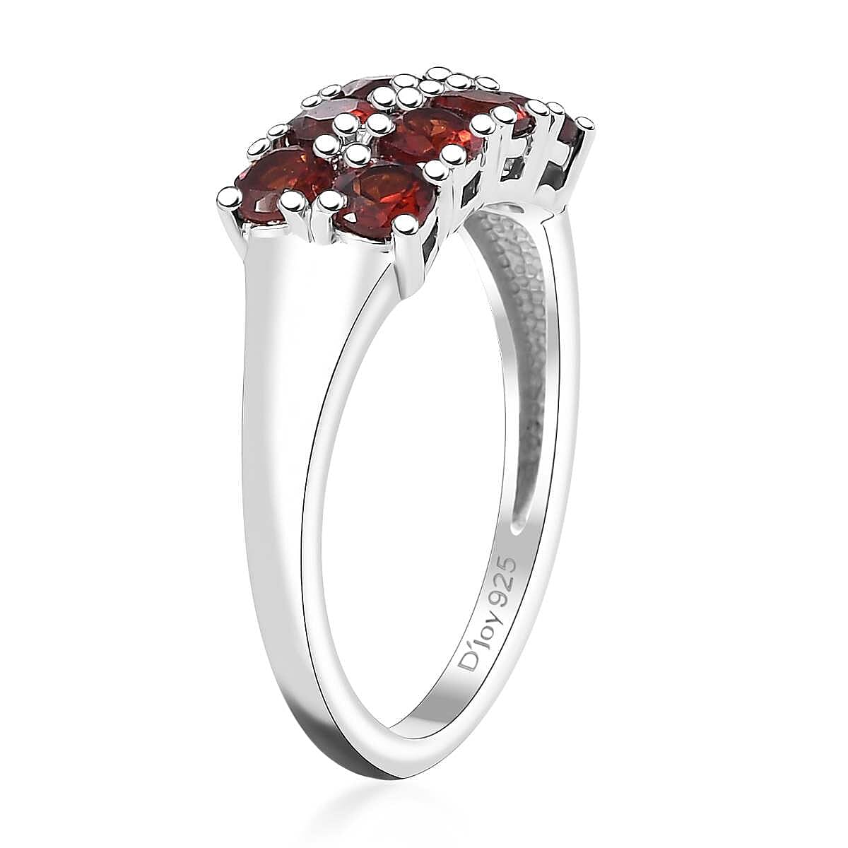 Mozambique Garnet 1.15 ctw Ring in Platinum Over Sterling Silver (Size 9.0) image number 3