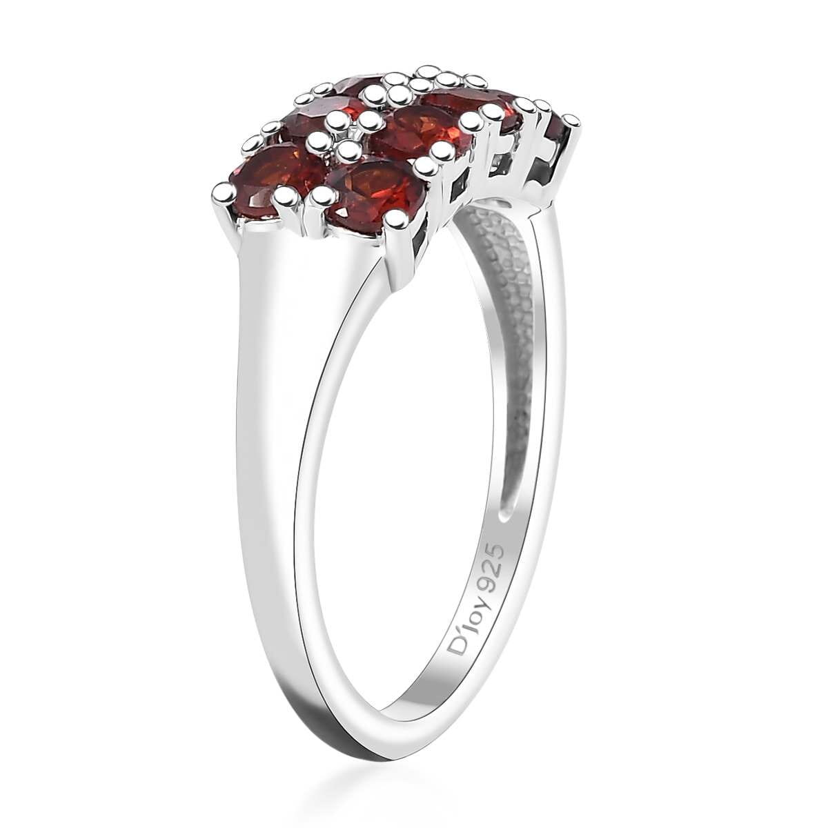 Mozambique Garnet 1.15 ctw Ring in Platinum Over Sterling Silver (Size 10.0) image number 3
