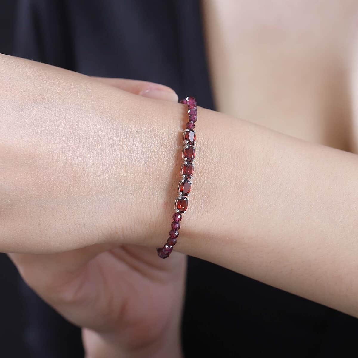 Red Garnet  Beads Bracelet (Size - 7.25) in Platinum Overlay Sterling Silver 11.66 ctw image number 2