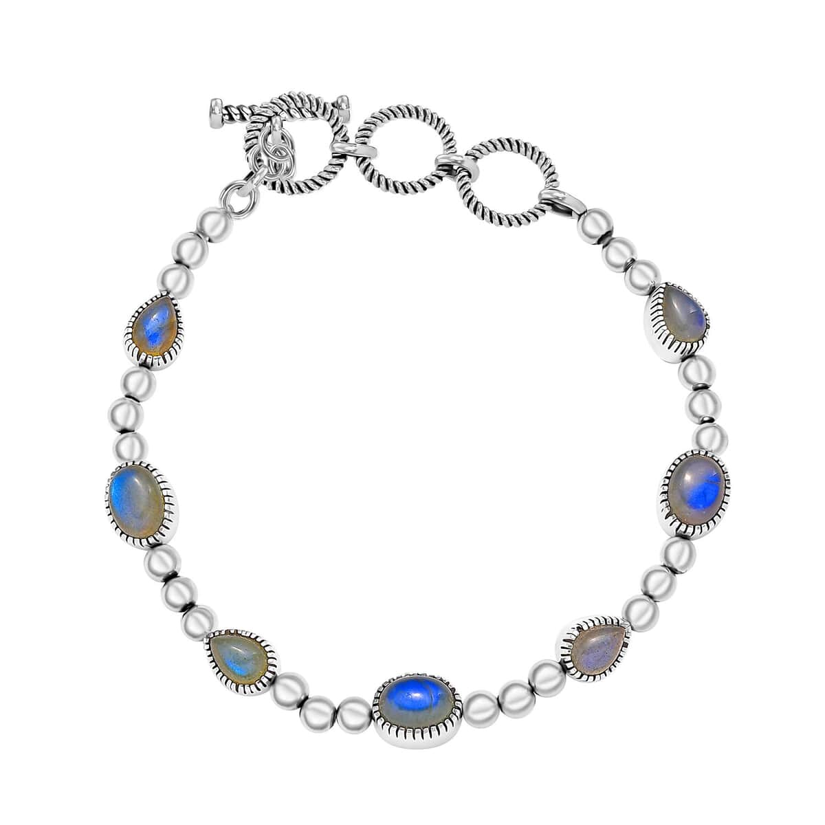 Artisan Crafted Malagasy Labradorite 8.35 ctw Bracelet in Sterling Silver (6.50-8.0In) image number 0