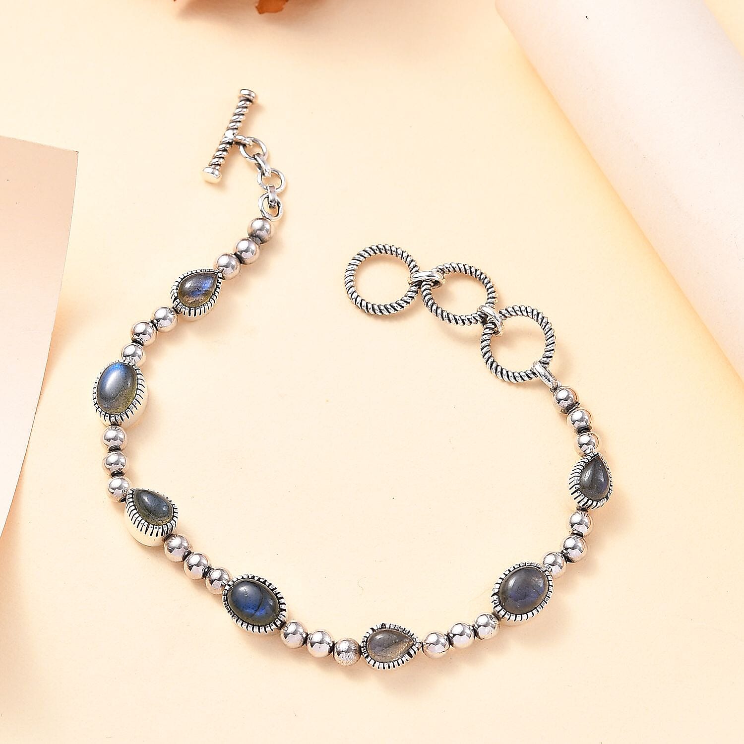 Default Title - Product card gallery slide 2 (10145617740059)