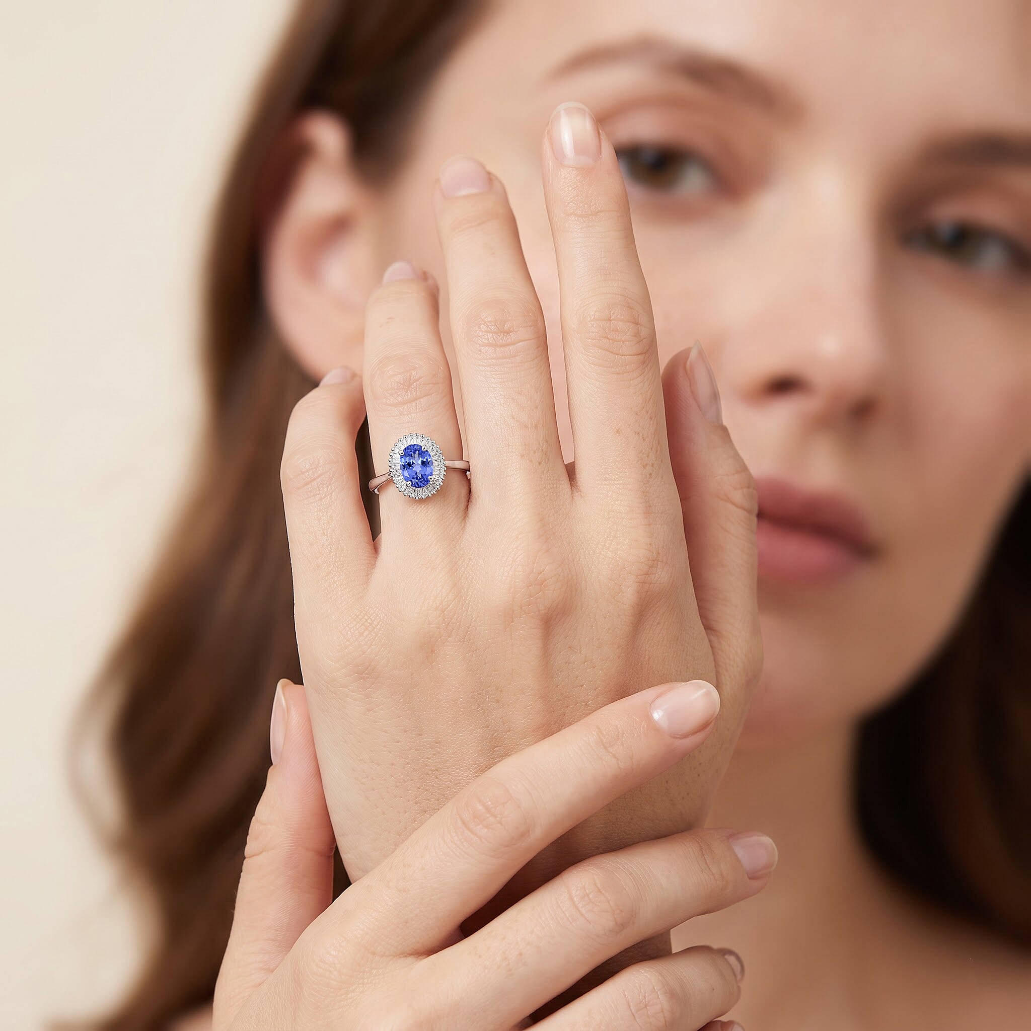 Luxoro Premium Tanzanite and G-H I1 Diamond 1.00 ctw Ring in 14K White Gold (Size 10.0) 4.8 Grams
