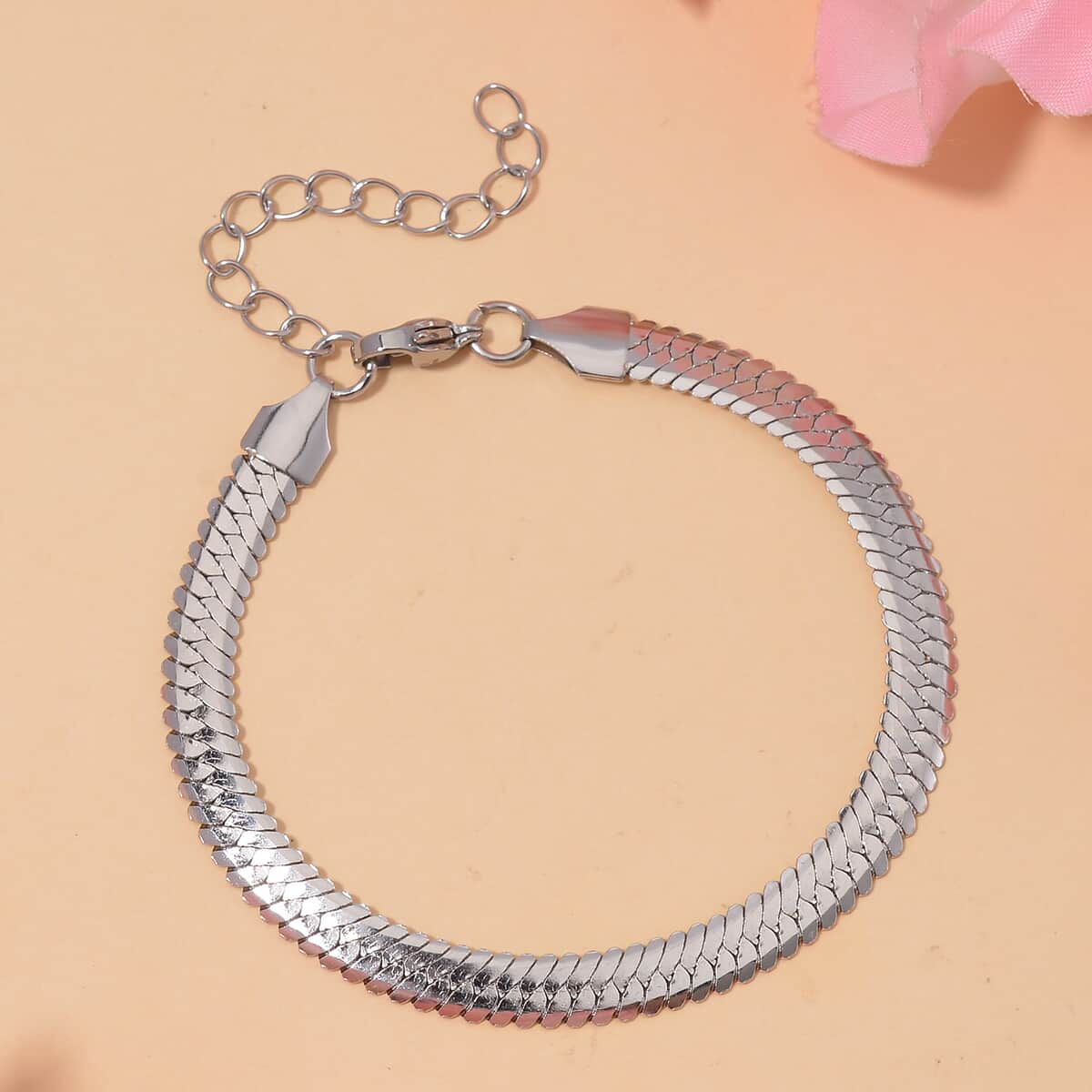 Snake Chain Bracelet in Stainless Steel (7-9In) image number 1