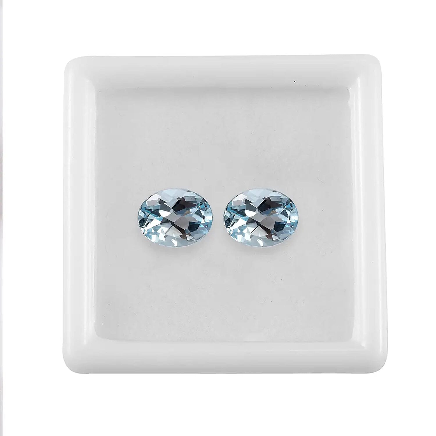 Premium Sky Blue Topaz Assorted Box (Ovl 9x7 mm) 3.41 ctw Loose Gemstone