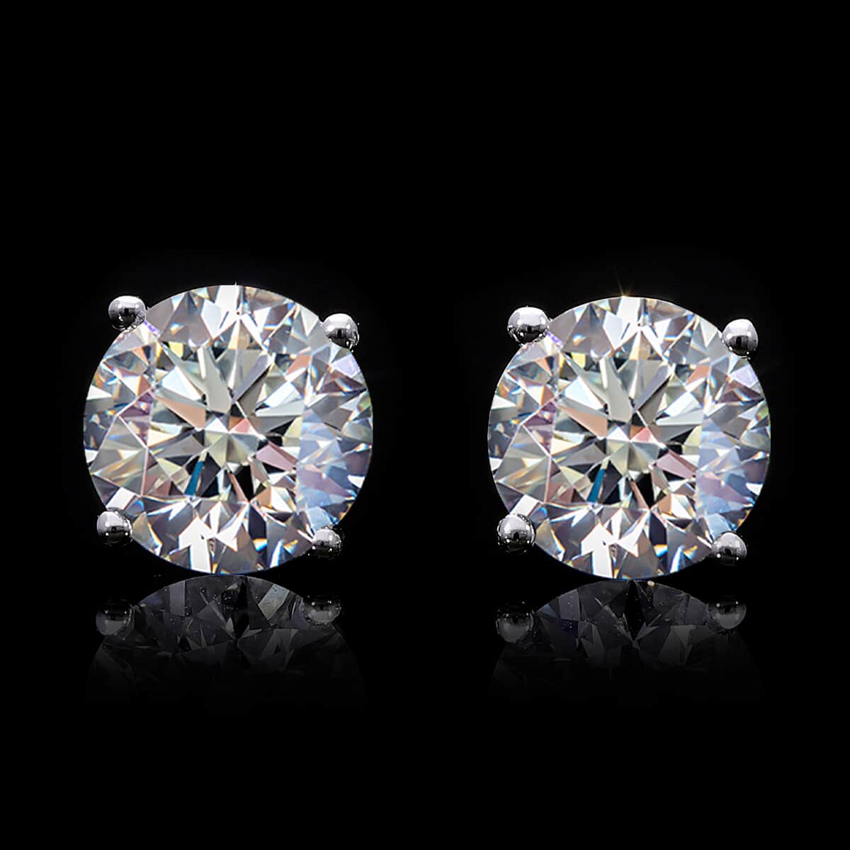 Luxuriant Lab Grown Diamond E-F VS 2.00 ctw Solitaire Stud Earrings in 14K White Gold image number 1