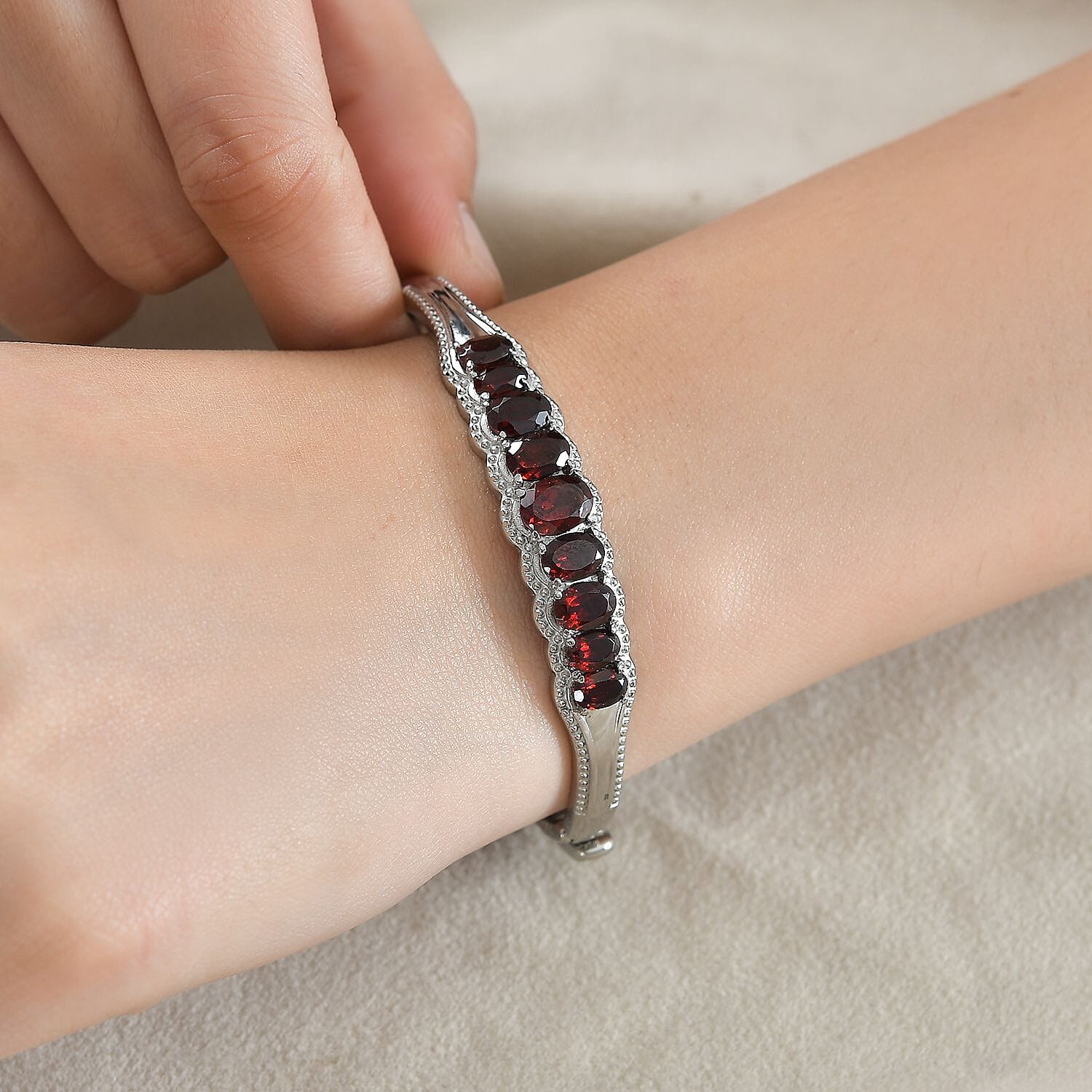 D'Joy Mozambique Garnet 7.25 ctw Bangle Bracelet in Stainless Steel (6.50 In)