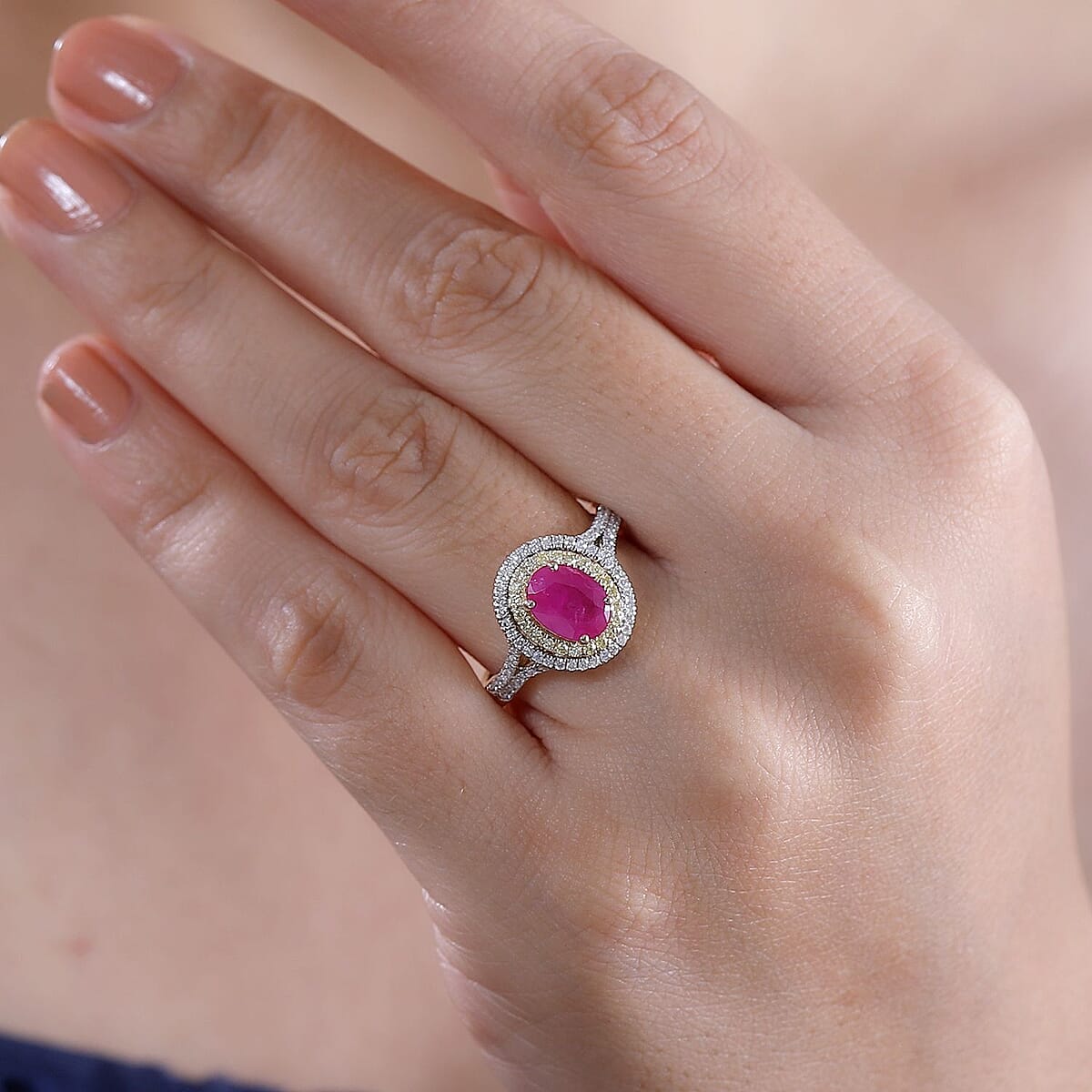 Certified & Appraised Luxoro AAA Royal Ruby, I2 Yellow and White Diamond 2.12 ctw Ring in 10K Yellow Gold (Size 8.0) 4.50 Grams image number 2