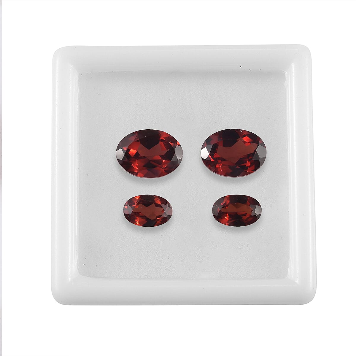 AA Mozambique Garnet Set of 4 (Ovl Mix Size) 3.32 ctw