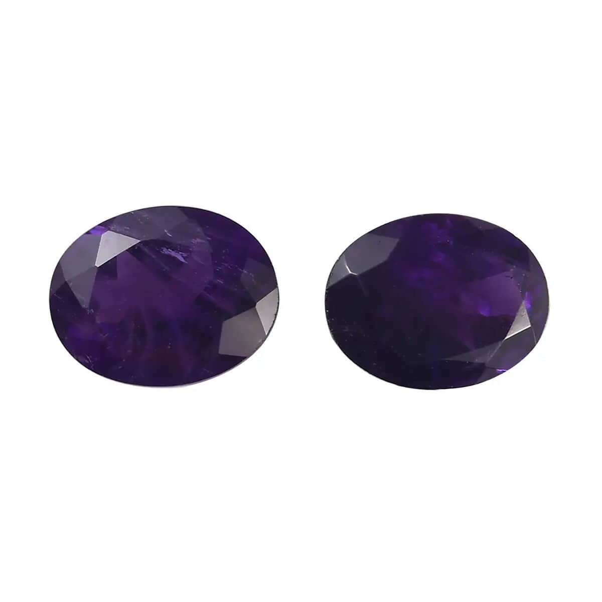 Premium African Amethyst Set of 2 (Ovl 9x7 mm) 2.88 ctw Loose gemstone image number 0