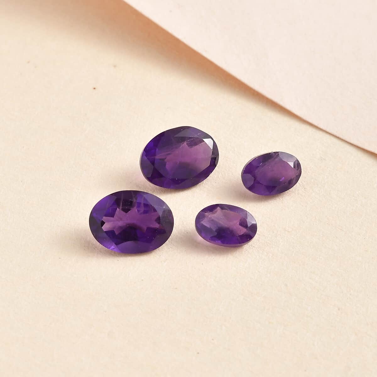 AA African Amethyst Set of 4 (Oval Mix Size) 2.60 ctw image number 1