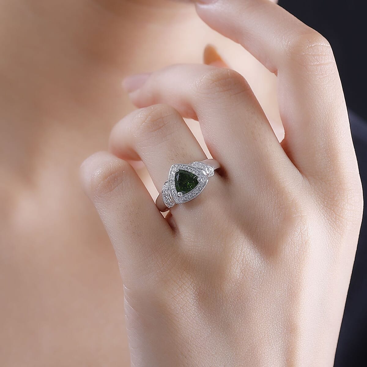 Chrome Diopside and White Zircon 1.70 ctw Halo Ring in Platinum Over Sterling Silver (Size 9.0) image number 2