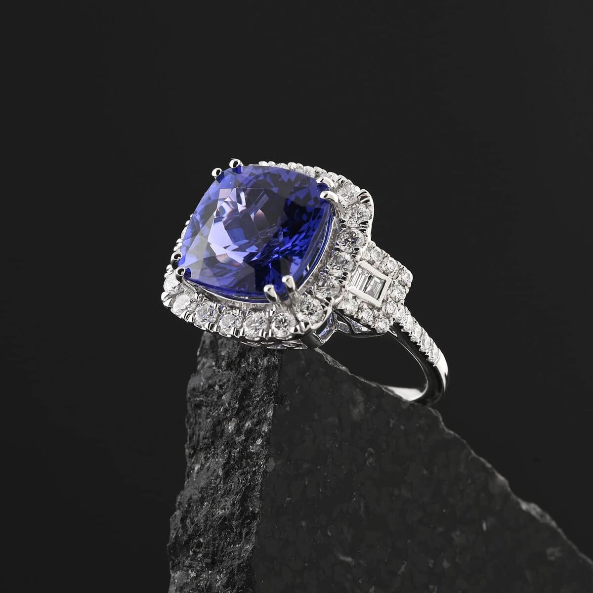 Certified & Appraised Rhapsody AAAA Tanzanite and E-F VS Diamond 7.75 ctw Ring in 950 Platinum (Size 6.5) 9.24 Grams image number 1