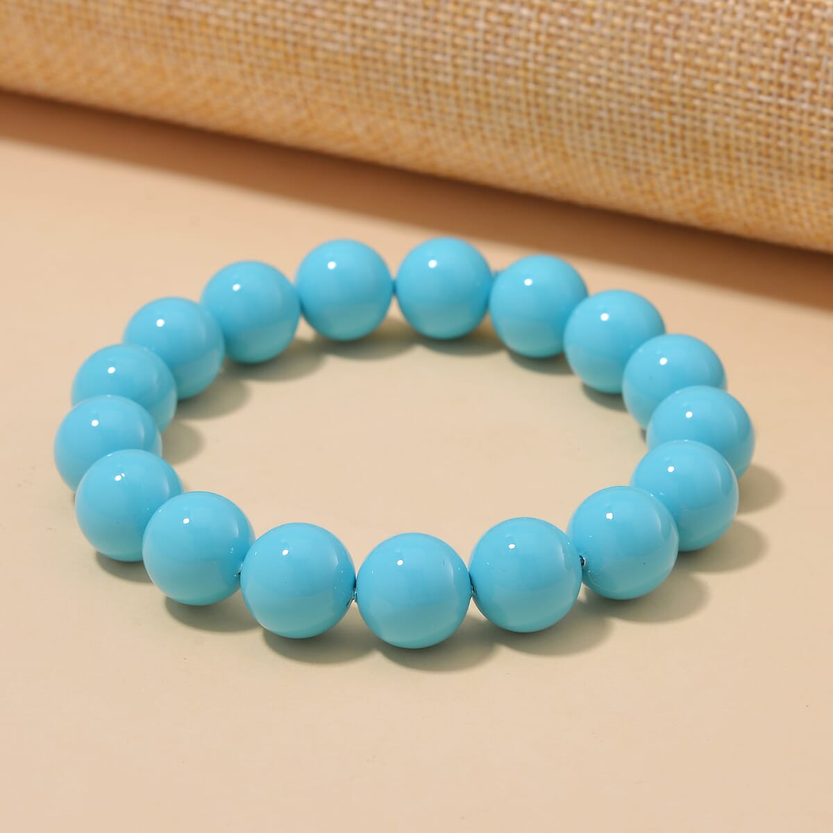 Sleeping Beauty Color Shell Pearl Stretch Bracelet image number 1