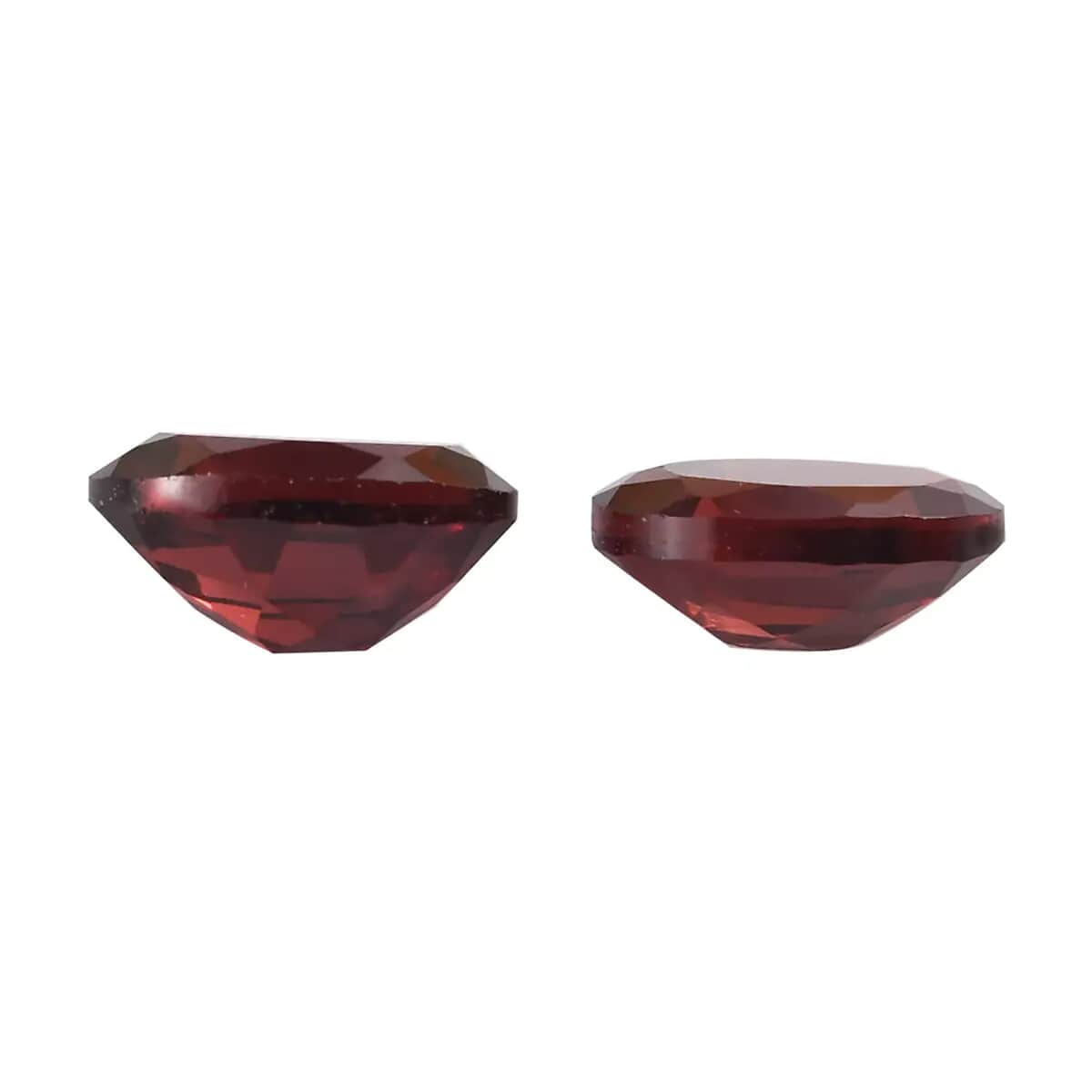 Premium Mozambique Garnet Assorted Box (Ovl 9x7 mm) 3.49 ctw image number 2