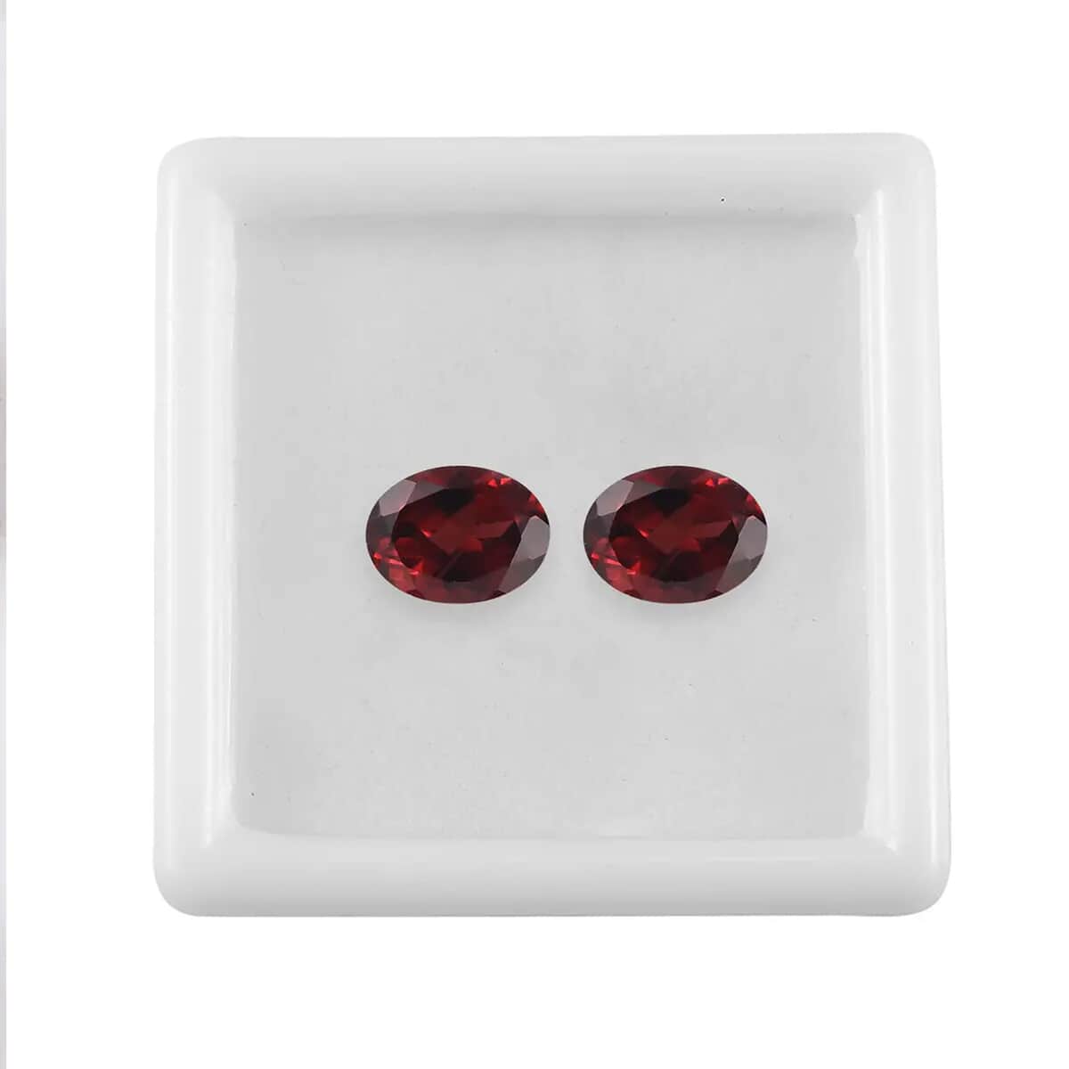 Premium Mozambique Garnet Assorted Box (Ovl 9x7 mm) 3.49 ctw image number 5