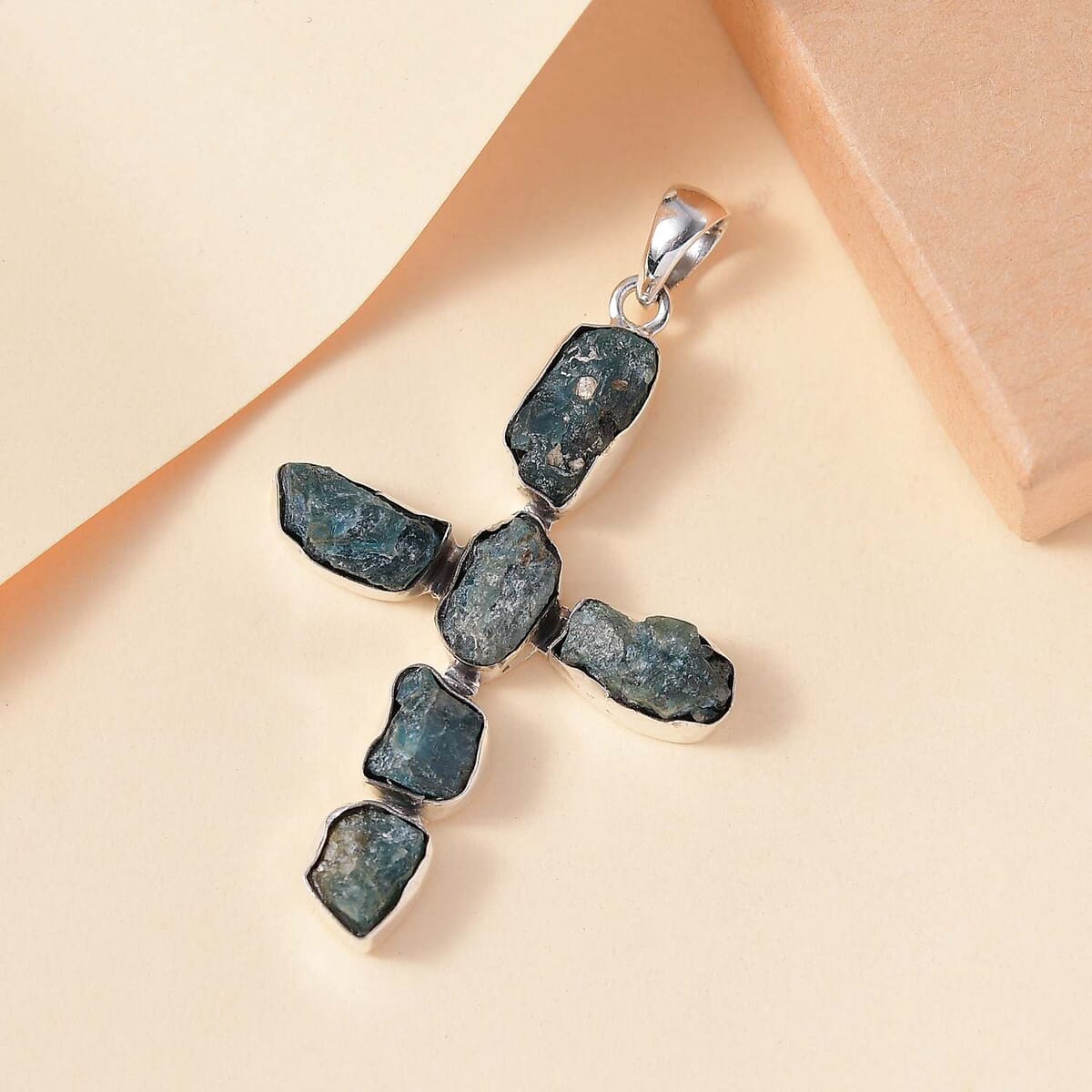 Artisan Crafted Rough Cut Teal Grandidierite 25.50 ctw Cross Pendant without Chain in Sterling Silver image number 1