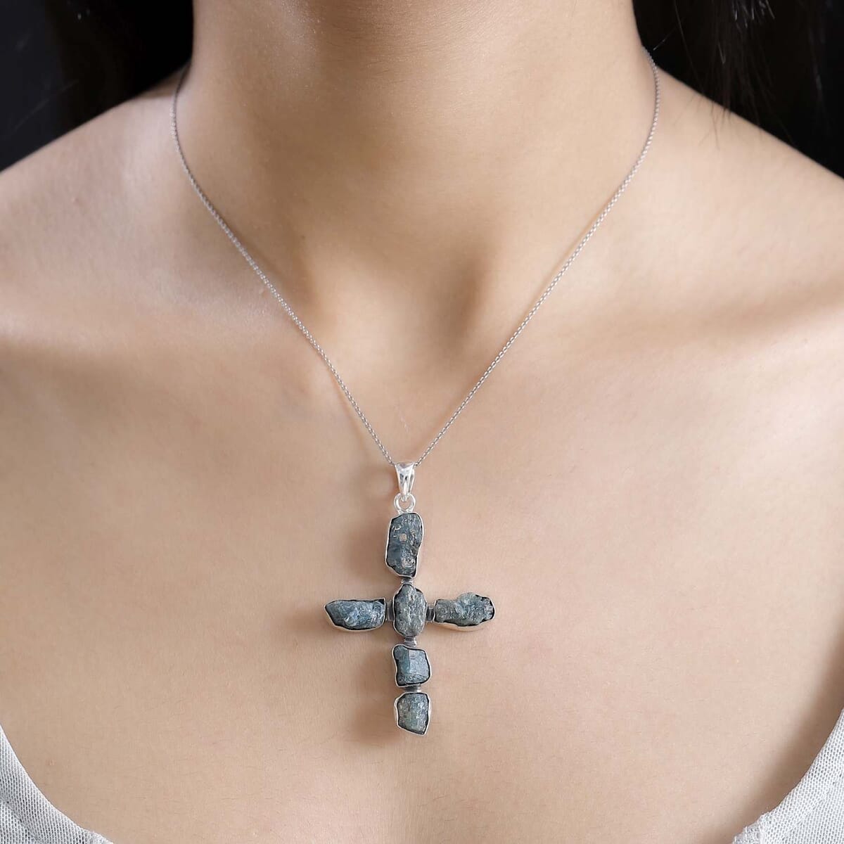 Artisan Crafted Rough Cut Teal Grandidierite 25.50 ctw Cross Pendant without Chain in Sterling Silver image number 2