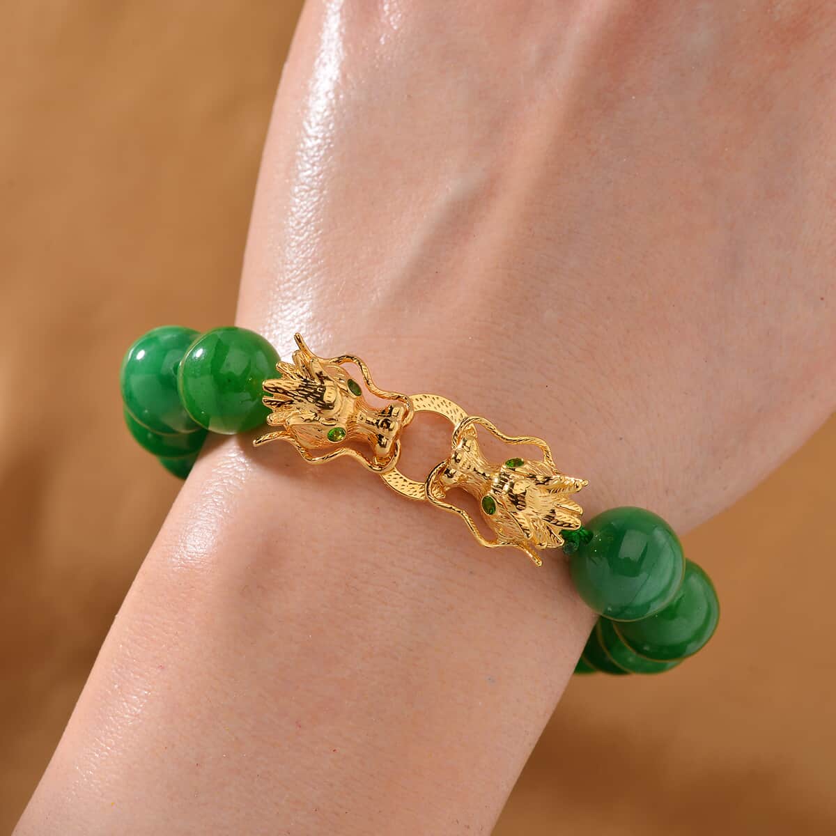 Green Jade (D) and Chrome Diopside 250.50 ctw Bracelet in 18K Vermeil Yellow Gold Over Sterling Silve (8.25 In) image number 1