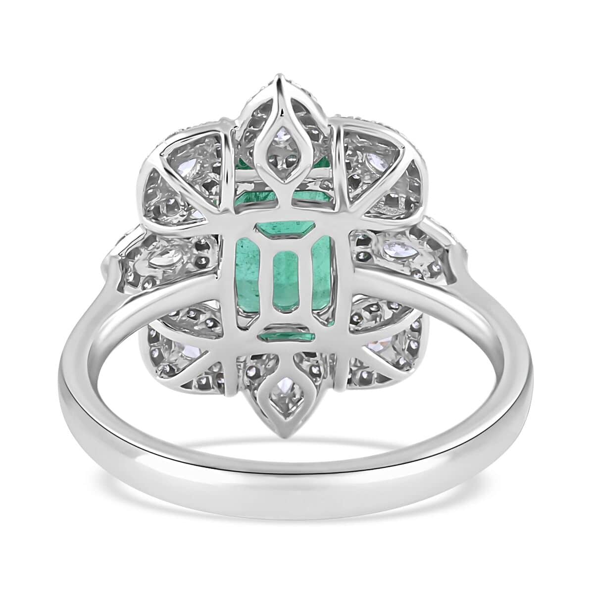 Emerald and G-SI VS White Diamond 2.25 ctw Ring in 18K White Gold (Size 5.0) 4.35 Grams image number 4