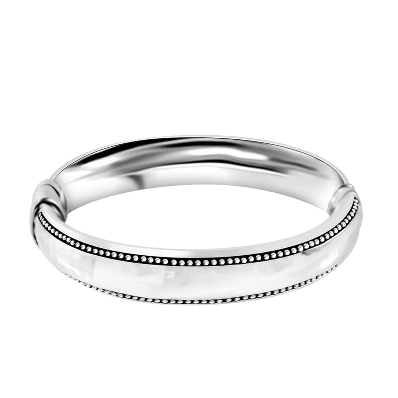 Hammer Texture Bangle Bracelet in Sterling Silver (7.00 In) 24 Grams