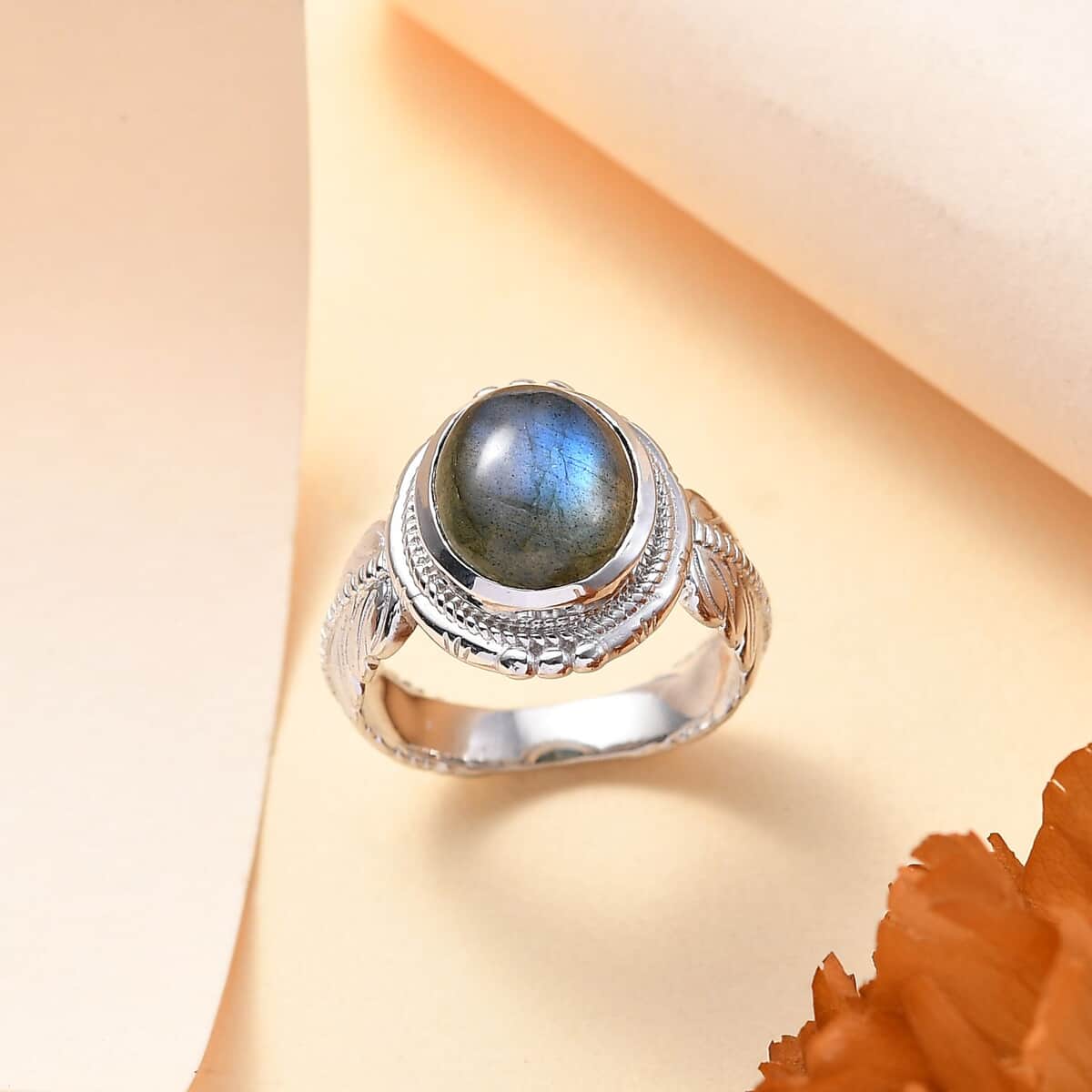 Karis Malagasy Labradorite Feather Ring in Platinum Bond (Size 10.0) 5.60 ctw image number 1