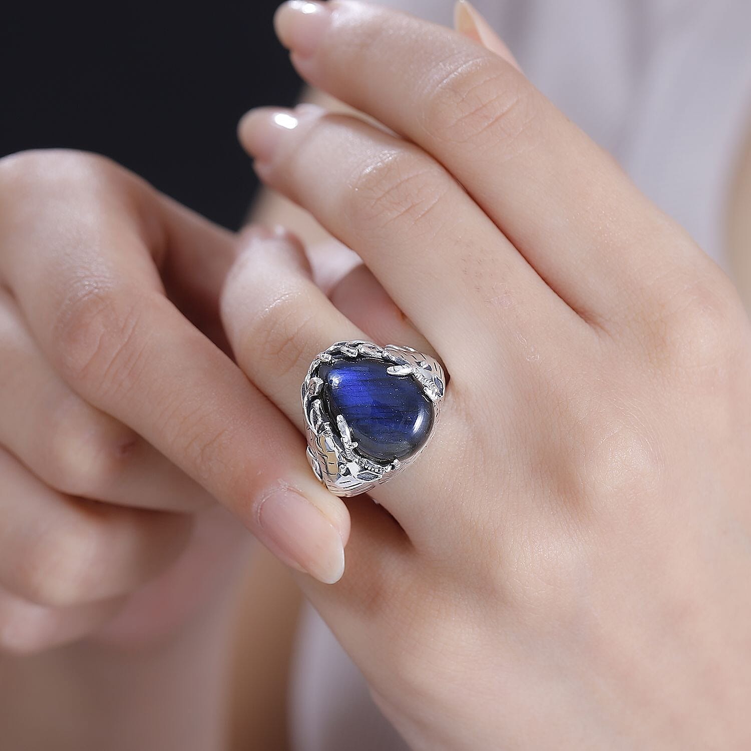 10 - Product card gallery slide 4 (10145641038107)