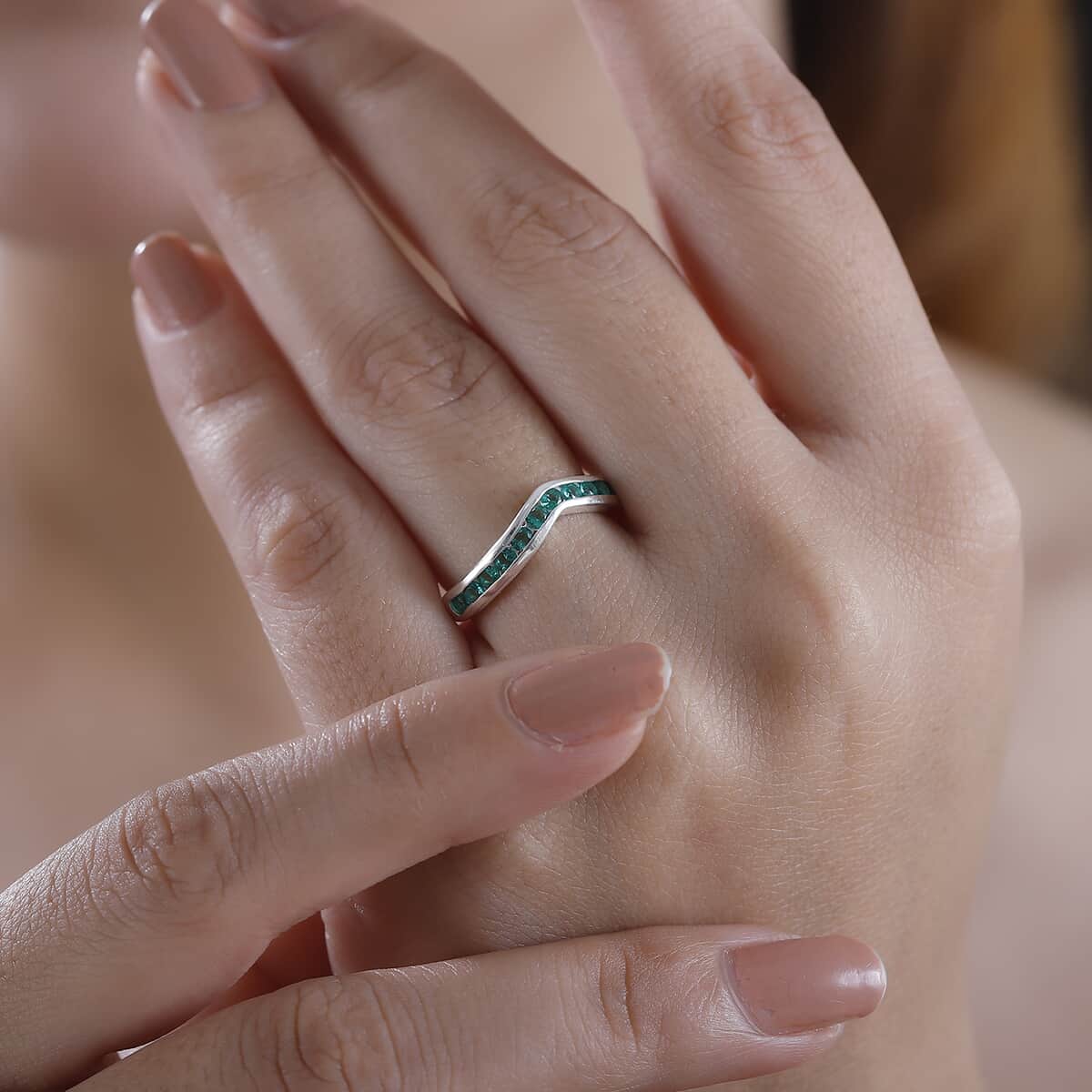 Simulated Green Diamond 1.00 ctw Wishbone Ring in Sterling Silver (Size 10.0)  image number 2