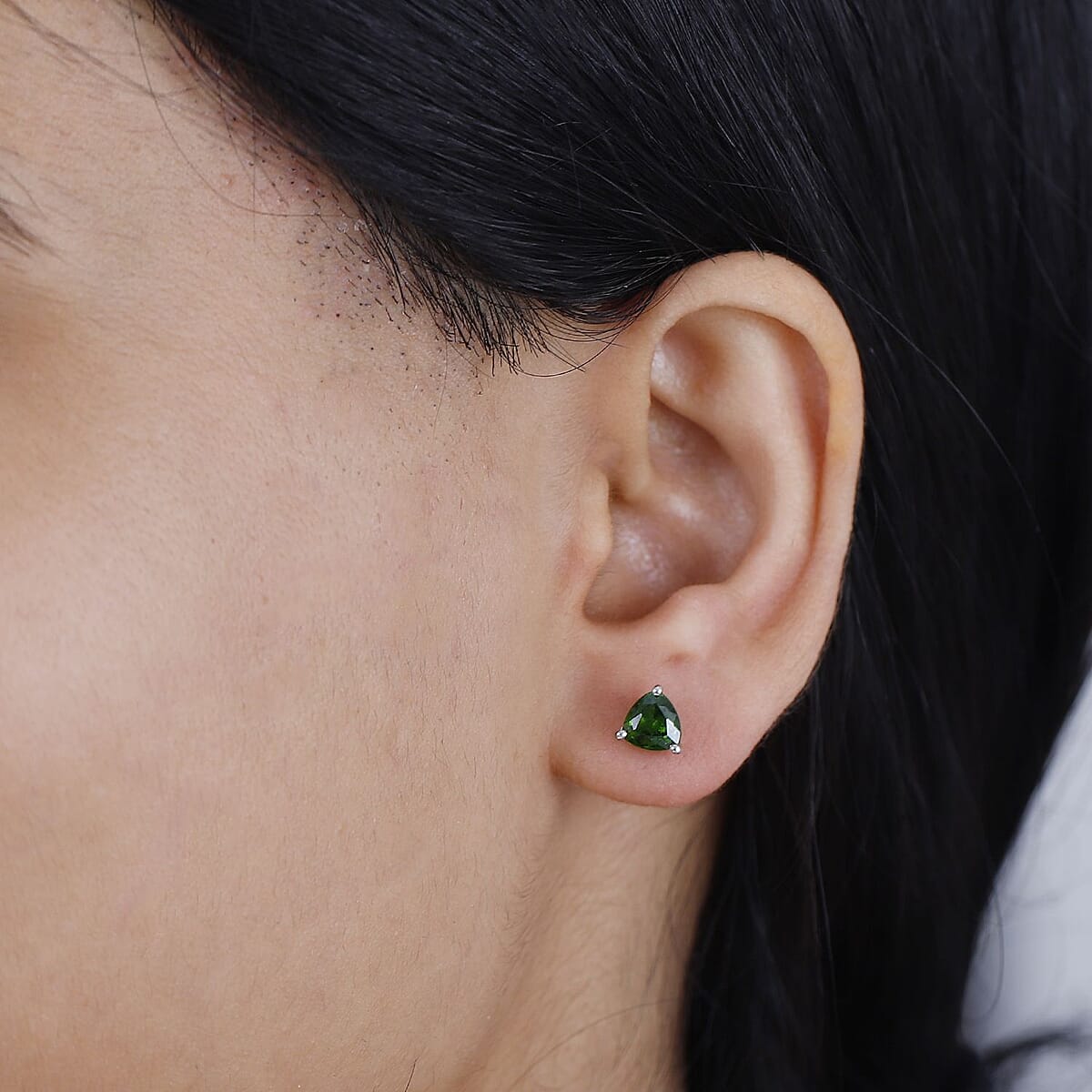 Chrome Diopside 1.80 ctw Solitaire Stud Earrings in Rhodium Over Sterling Silver image number 2