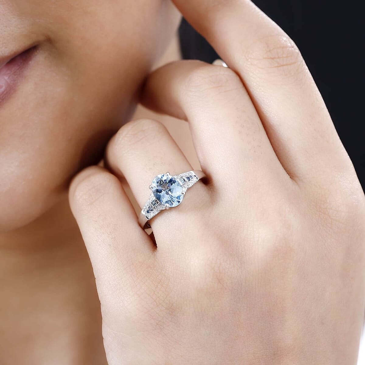 Luxoro AAA Santa Maria Aquamarine, I2 Venice Blue and White Diamond 1.65 ctw Sea Hues Ring in 14K White Gold (Size 6.5) image number 2
