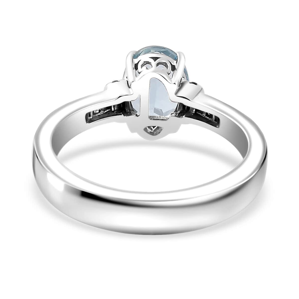 Luxoro Premium Santa Maria Aquamarine and G-H I2 Diamond 1.20 ctw Statement Ring in 10K White Gold (Size 7.5) image number 4