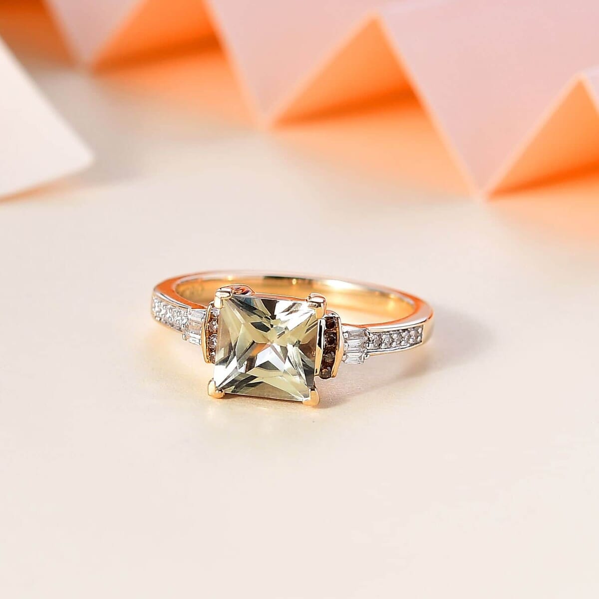 Luxoro AAA Turkizite, I2 Natural Champagne and White Diamond 2.10 ctw Vintage Ring in 14K Yellow Gold (Size 6.5) image number 1