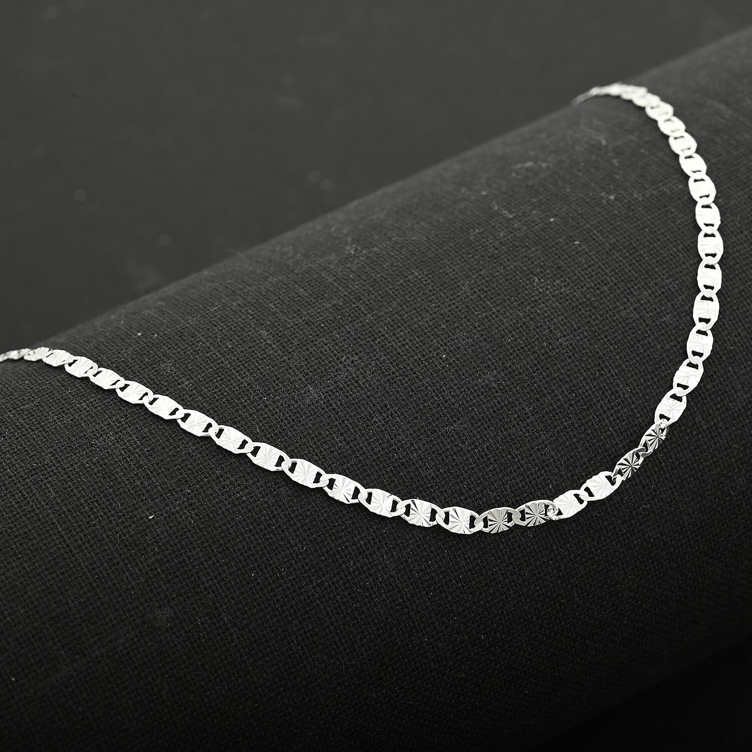 Anchor Chain Necklace in Sterling Silver 20 Inches 3 Grams