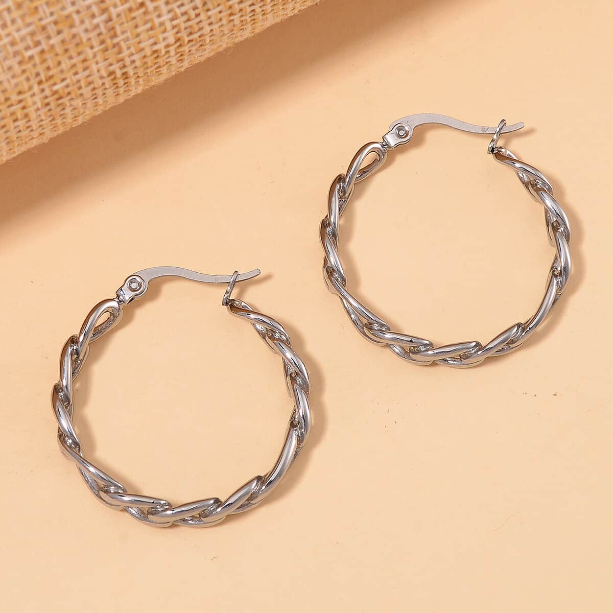 Figaro Chain Hoop Earrings in Stainless Steel image number 1