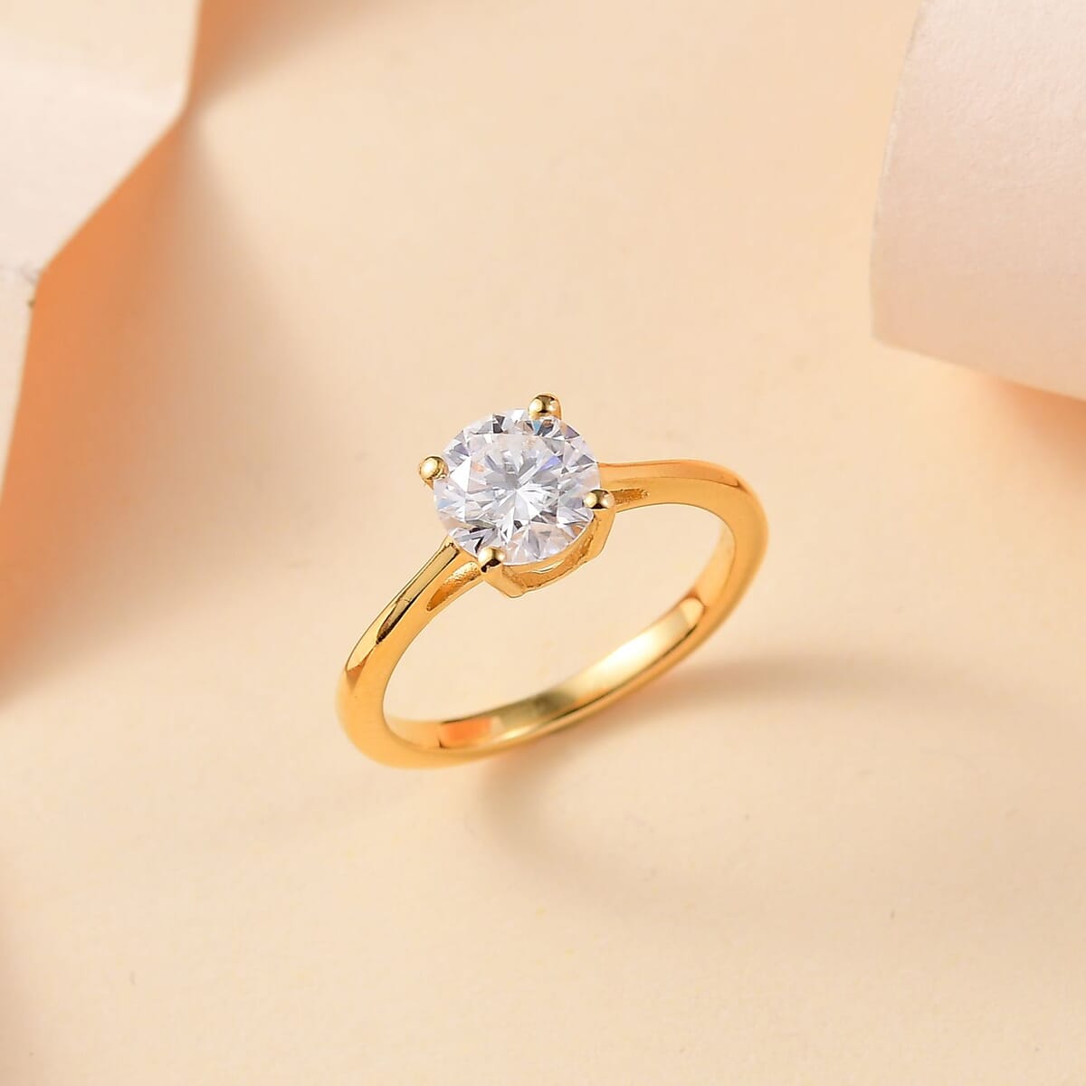 Moissanite 0.90 ctw Solitaire Ring in 18K Vermeil Yellow Gold Over Sterling Silver (Size 7.0) image number 1