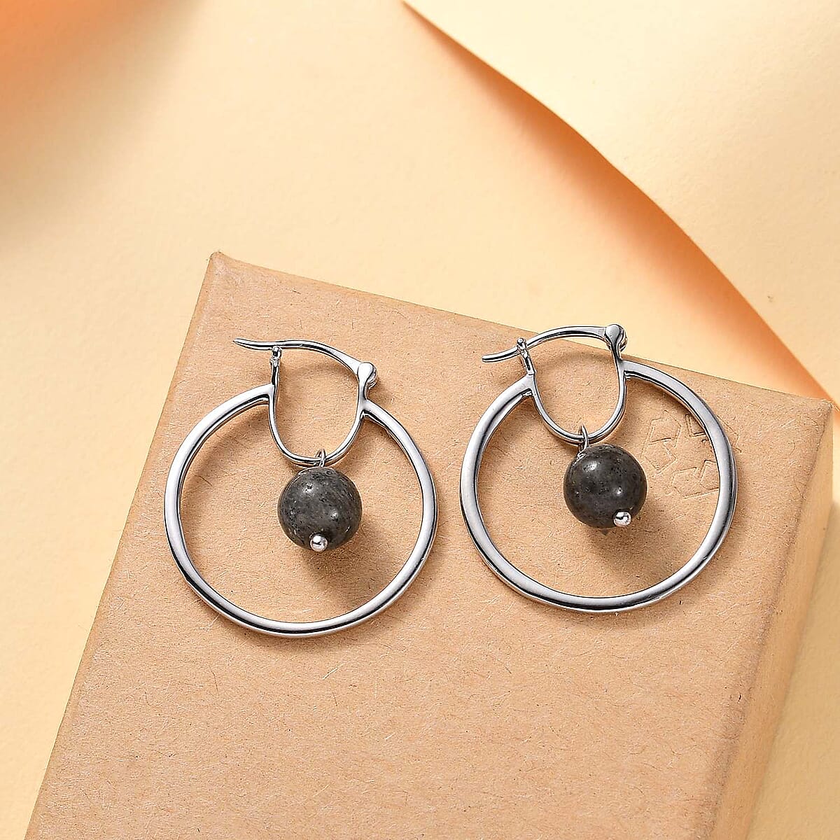 Karis Malagasy Labradorite 7.75 ctw Earrings in Platinum Bond  image number 1