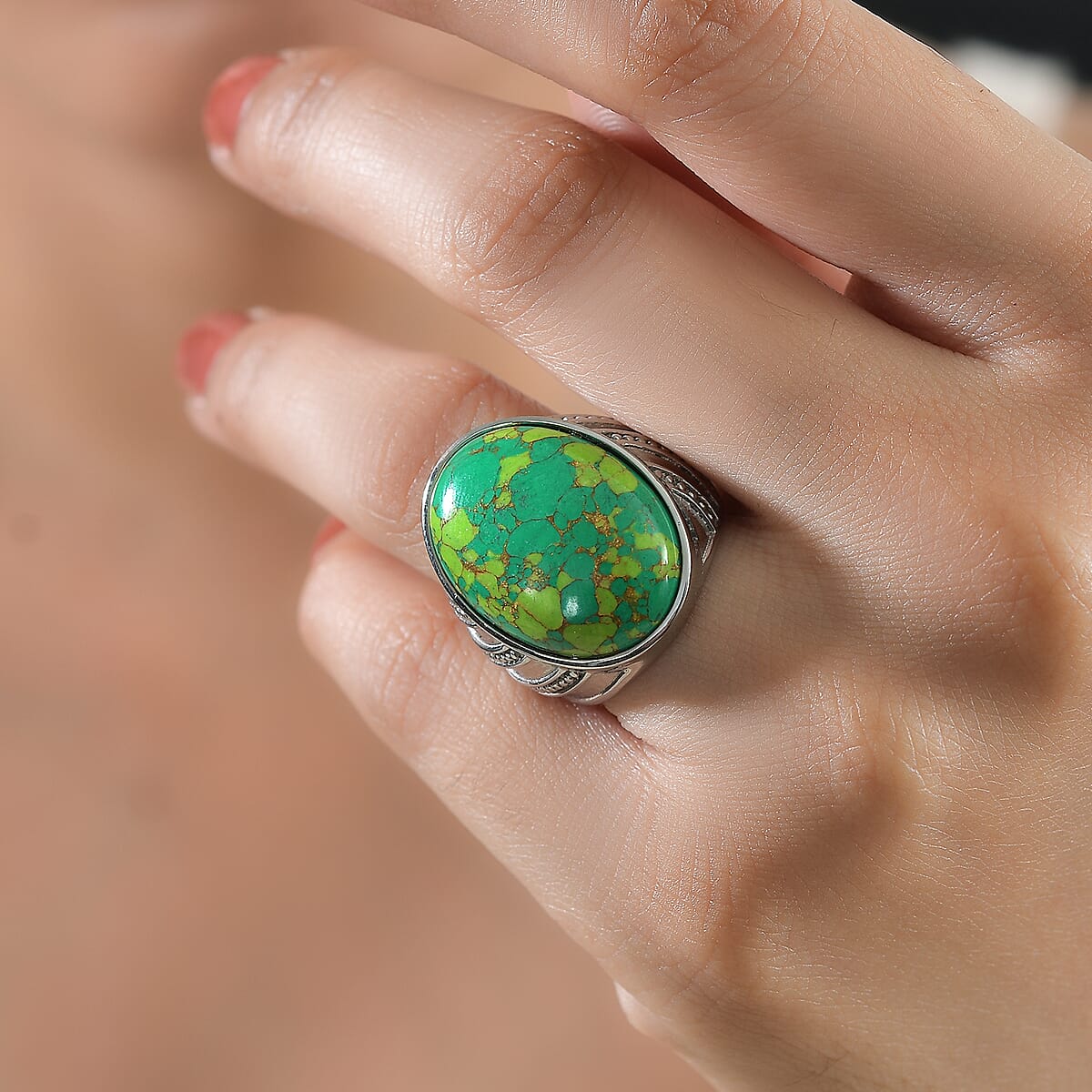 Mojave Green Turquoise 14.00 ctw Ring in Stainless Steel (Size 6.0)  image number 2