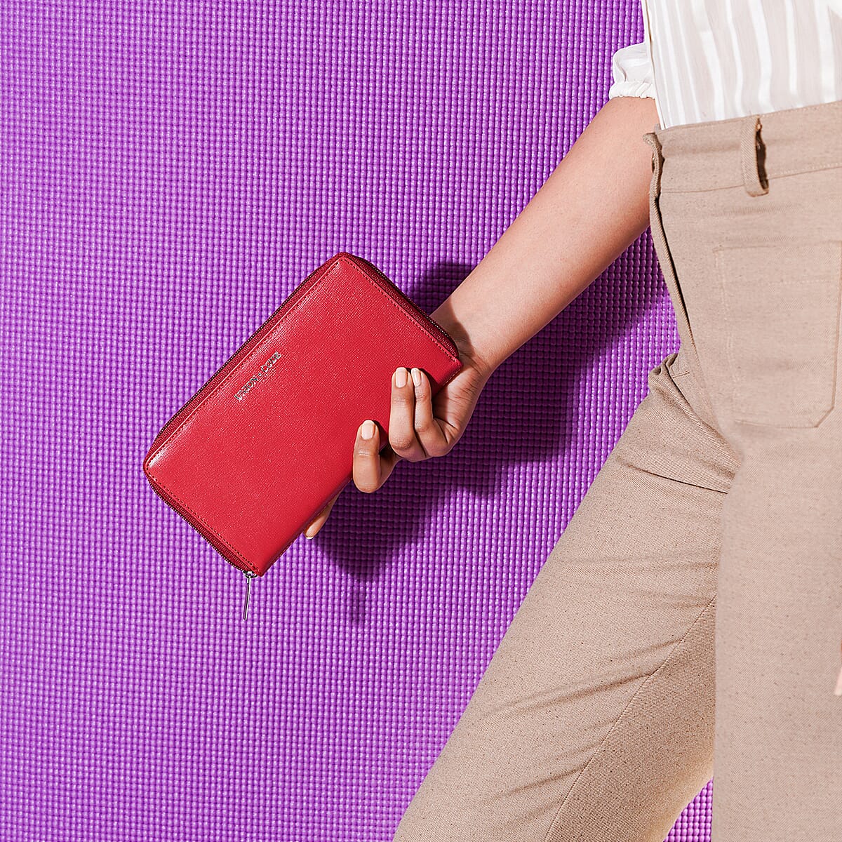 Union Code Red Genuine Leather RFID Protected Women's Wallet image number 1