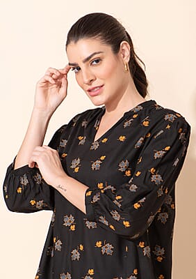 Tamsy Black Floral Printed Placket V-Neck Gathered Top - L