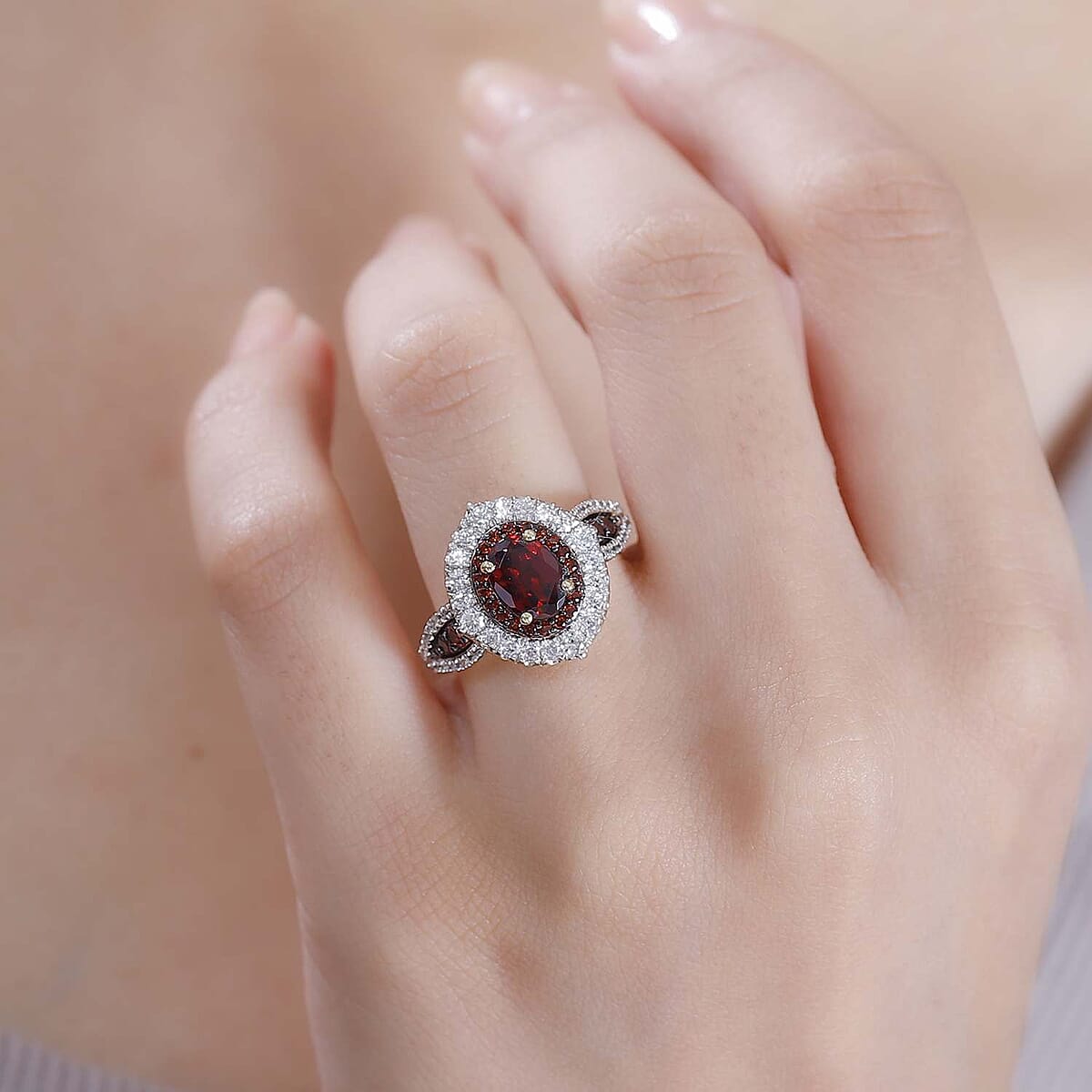 Mozambique Garnet and White Zircon 3.10 ctw Floral Radiance Ring in 18K Vermeil Yellow Gold Over Sterling Silver (Size 7.0) image number 2