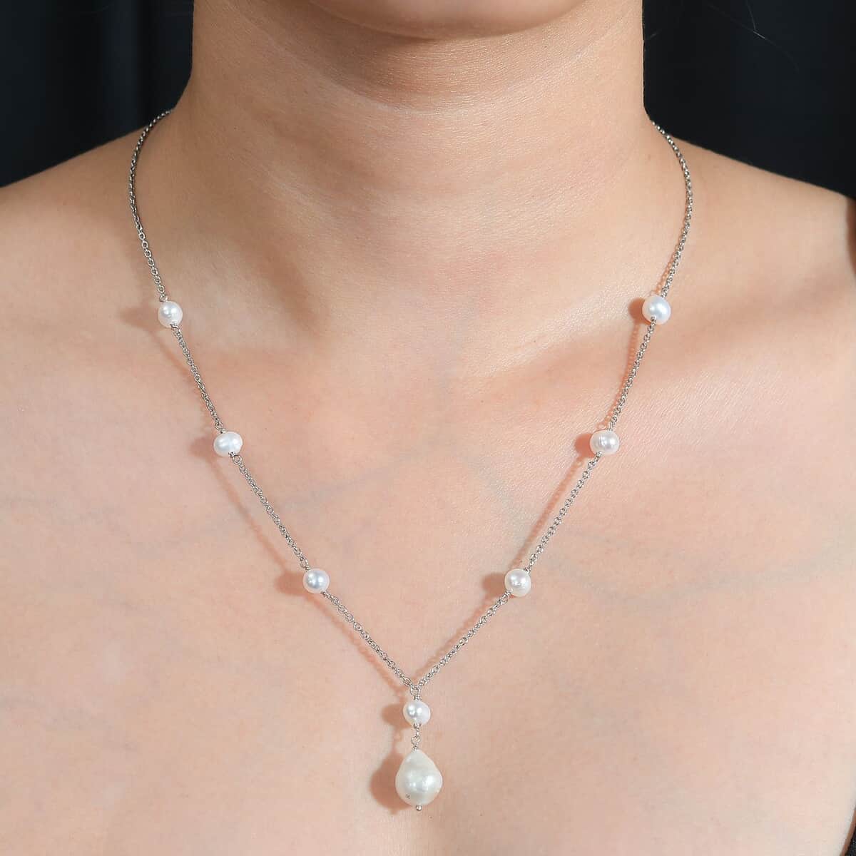 Organic Shape Baroque Pearl and White Freshwater Pearl Necklace 20 Inches in Stainless Steel image number 2