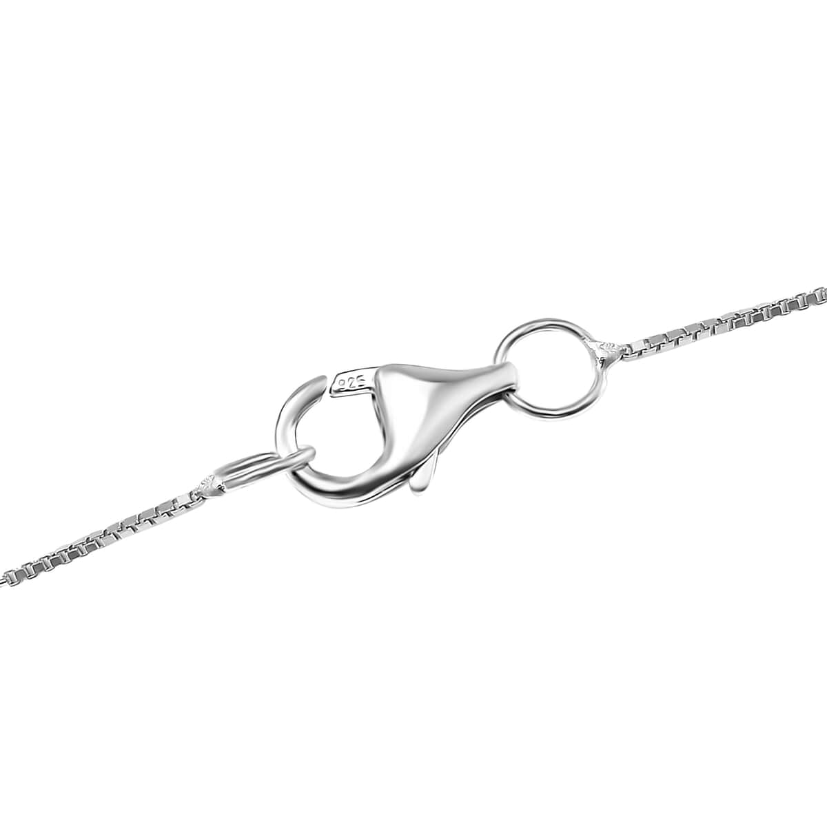 Box Chain in Rhodium Over Sterling Silver 1.31 Grams 18 Inches image number 4