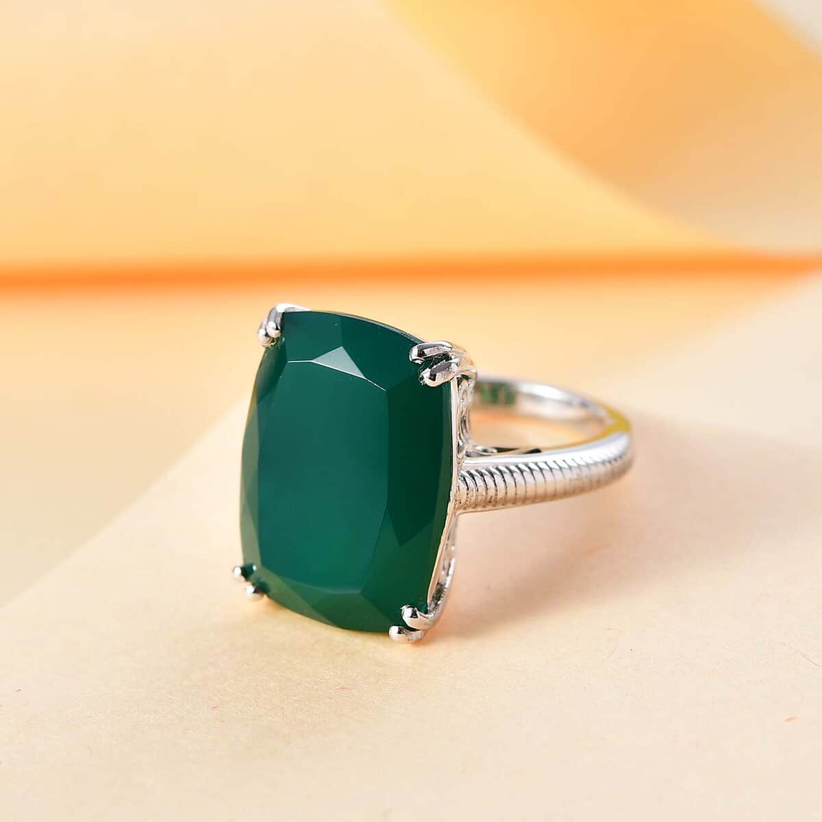 Green Onyx 15.00 ctw Eclipse Ring in Rhodium Over Sterling Silver (Size 10.0) image number 1