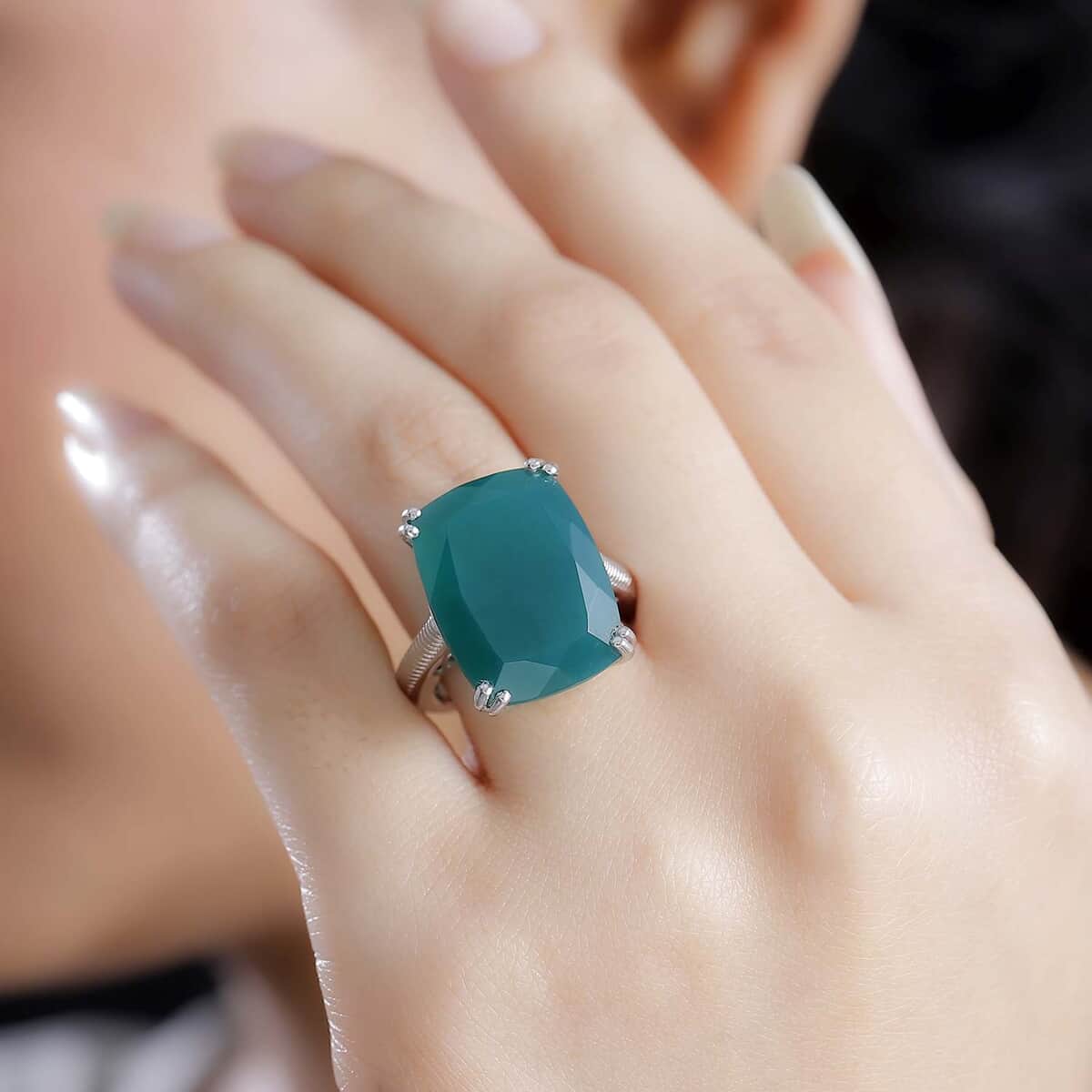 Green Onyx 15.00 ctw Eclipse Ring in Rhodium Over Sterling Silver (Size 10.0) image number 2