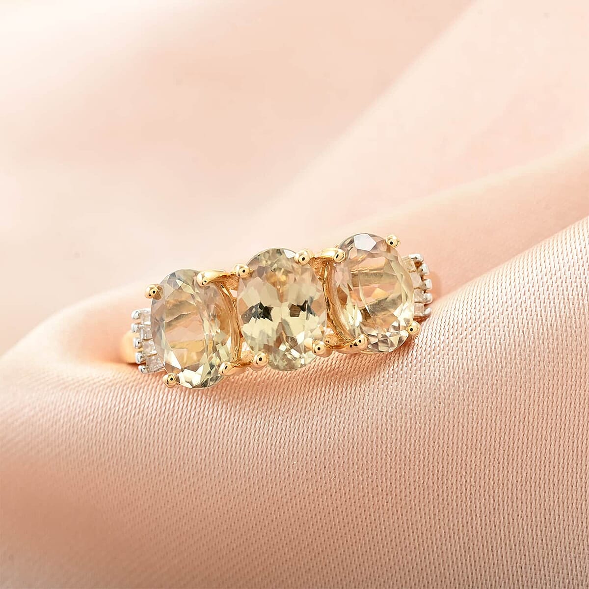 AAA Turkizite and Diamond 2.70 ctw Ring in 14K Yellow Gold (Size 10.5) image number 1