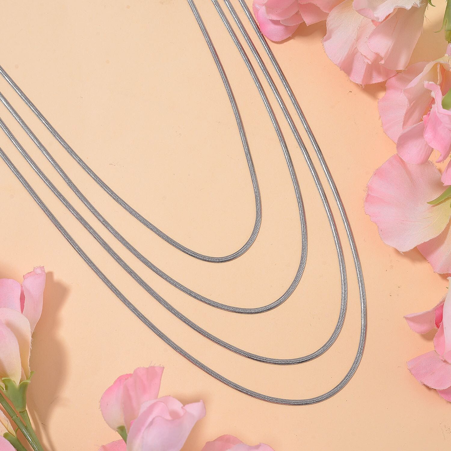 Necklace in Stainless Steel 20 Inches