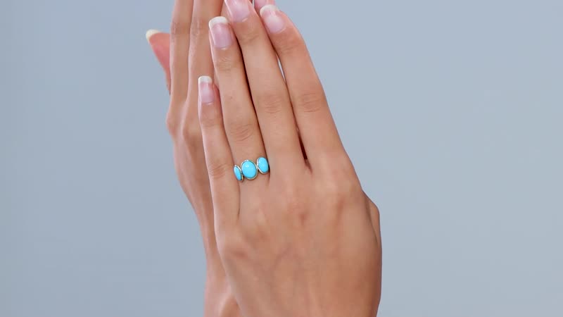 14K Yellow Gold Premium Sleeping Beauty Turquoise 4.00 ctw 3 Stone Ring