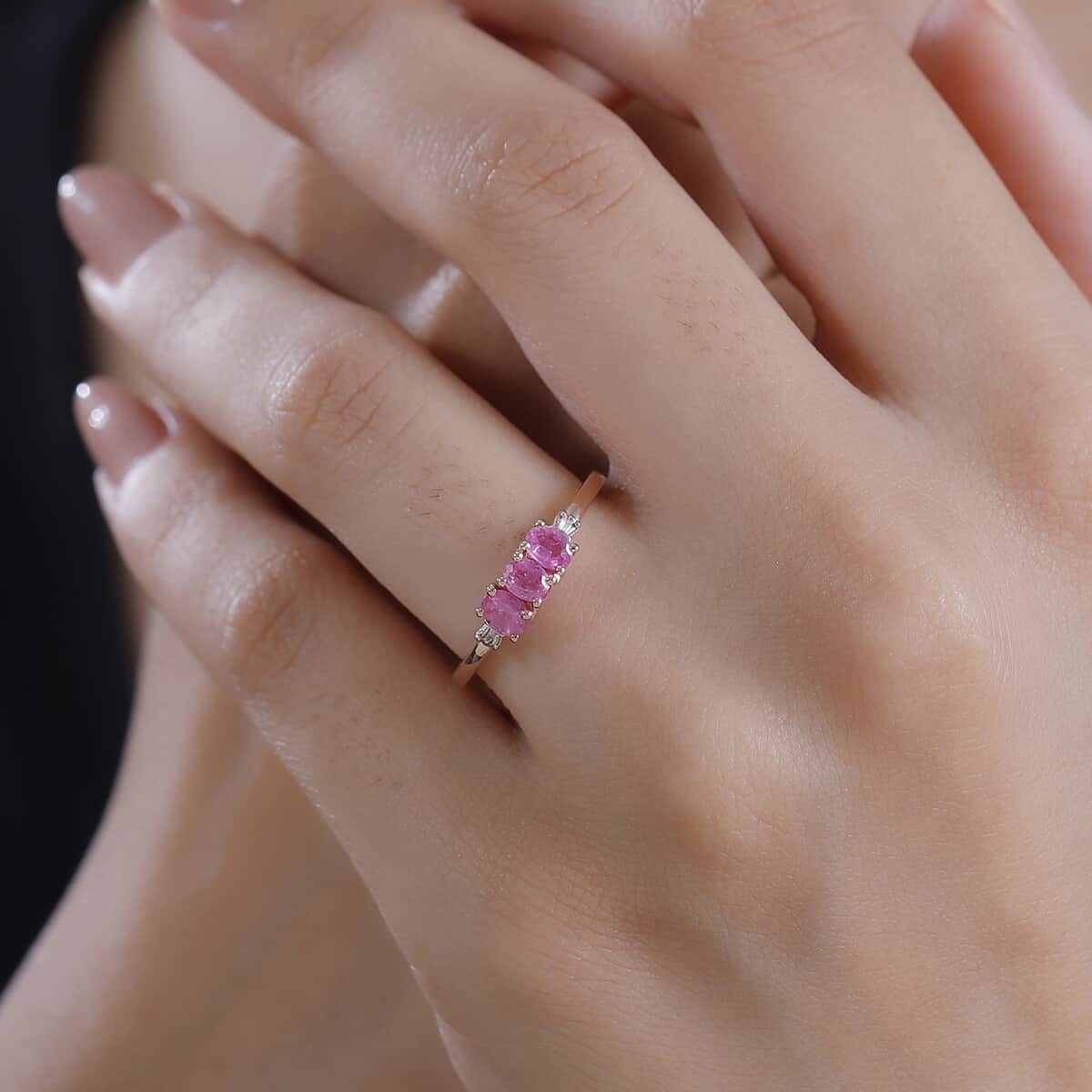 Premium Mozambique Pink Sapphire and Diamond 0.65 ctw Trilogy Ring in 18K Vermeil Rose Gold Over Sterling Silver (Size 10.0) image number 2