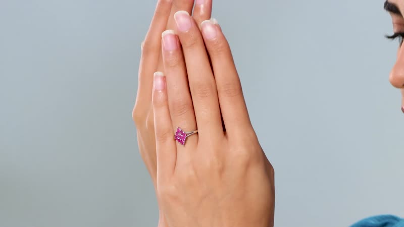 Premium Mozambique Pink Sapphire Cluster Ring in Rhodium Over Sterling Silver (Size 10.0) 1.00 ctw