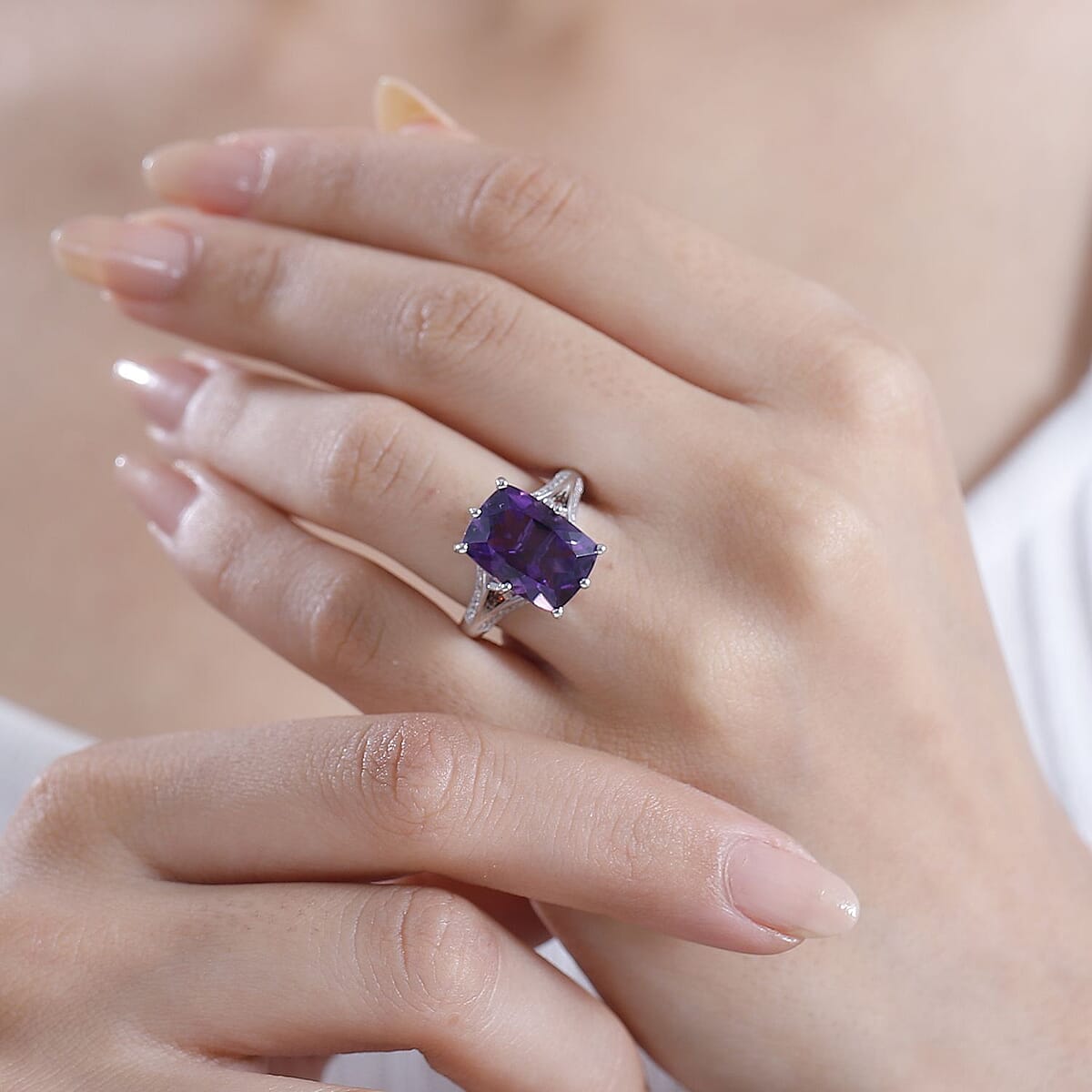 D'Joy African Amethyst, Brown and White Zircon 7.00 ctw Split Shank Ring in Rhodium Over Sterling Silver (Size 7.0) image number 2