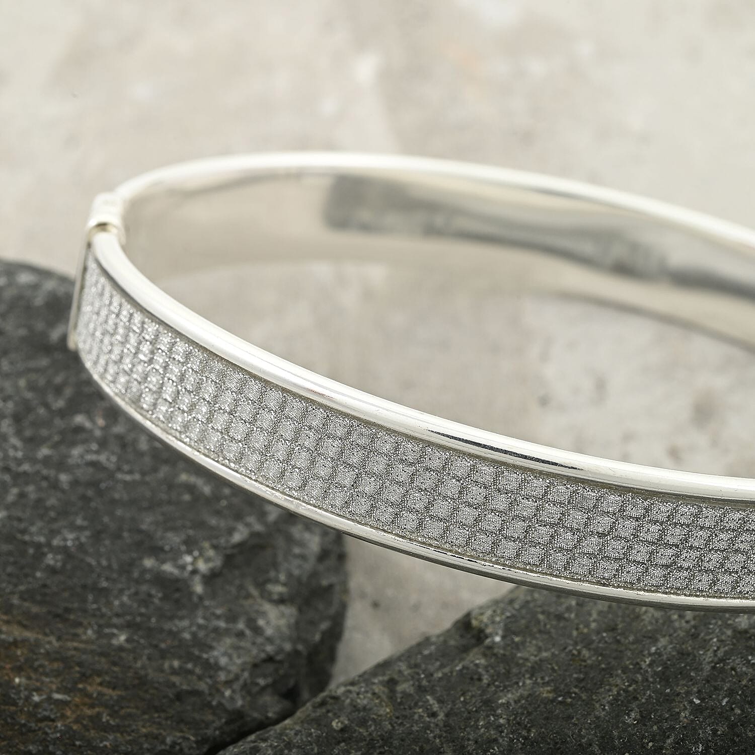 Sterling Silver Horizon Bangle Bracelet (7.00 In) 19.50 Grams